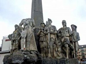 La Fundación Yagüe pide la reconstrucción del monumento 