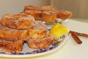 Las torrijas llegan a los escaparates de las pastelerías 