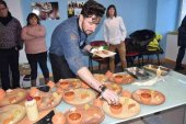 Ocho cocineros compiten por el torrezno más innovador