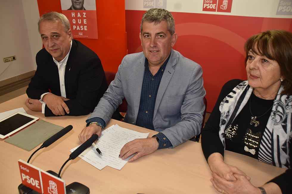 Antón: "A la provincia le va mejor cuando gobierna el PSOE" Antón: "A la provincia le va mejor cuando gobierna el PSOE"