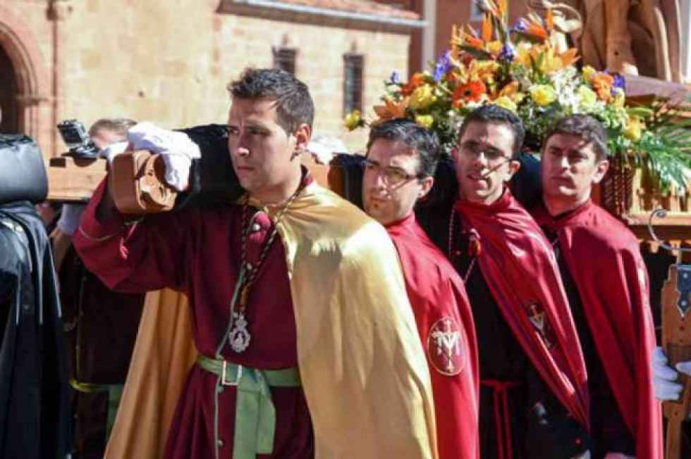 Decálogo para evitar lesiones en Semana Santa