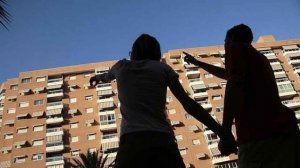 El precio de la vivienda desciende un 5,4 por ciento en la región El precio de la vivienda desciende un 5,4 por ciento en la región