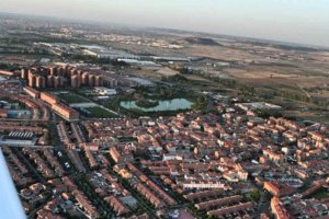 Cuatro personas intoxicadas por el humo de incendio de vivienda