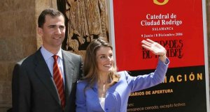 La reina doña Letizia inaugura "Angeli" en Lerma