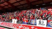 5.000 euros de sanción a aficionado que rompió luna de autobús Osasuna