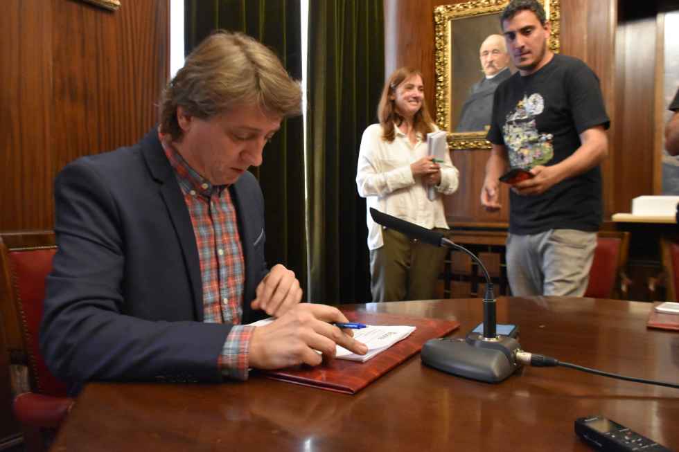 El Ayuntamiento cancela contrato con Asfalgal El Ayuntamiento cancela contrato con Asfalgal