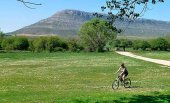 Dos nuevas guías con más rutas senderistas en Valonsadero y Duero