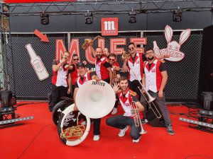 Música para abrir la 37 edición de las fiestas de La Juve Música para abrir la 37 edición de las fiestas de La Juve