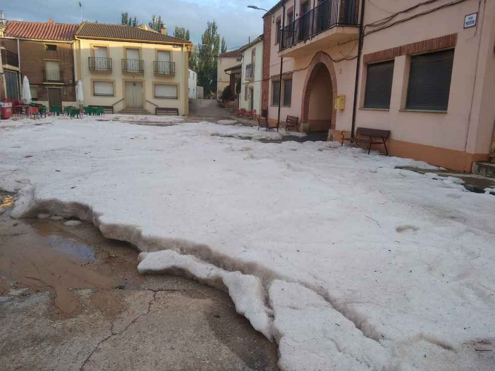 Fuerte granizada en Almazul Fuerte granizada en Almazul