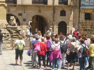 Las oficinas turísticas atienden 234 personas cada día de julio