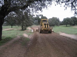 La Junta mejora 13 kilómetros de caminos agrícolas 