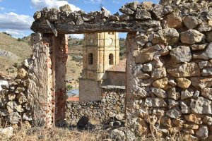 Barcones acusa a Igea de nombrar a un "cierra pueblos"