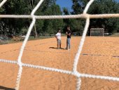 El balonmano estrena las pistas de arena del paraje del Peñón