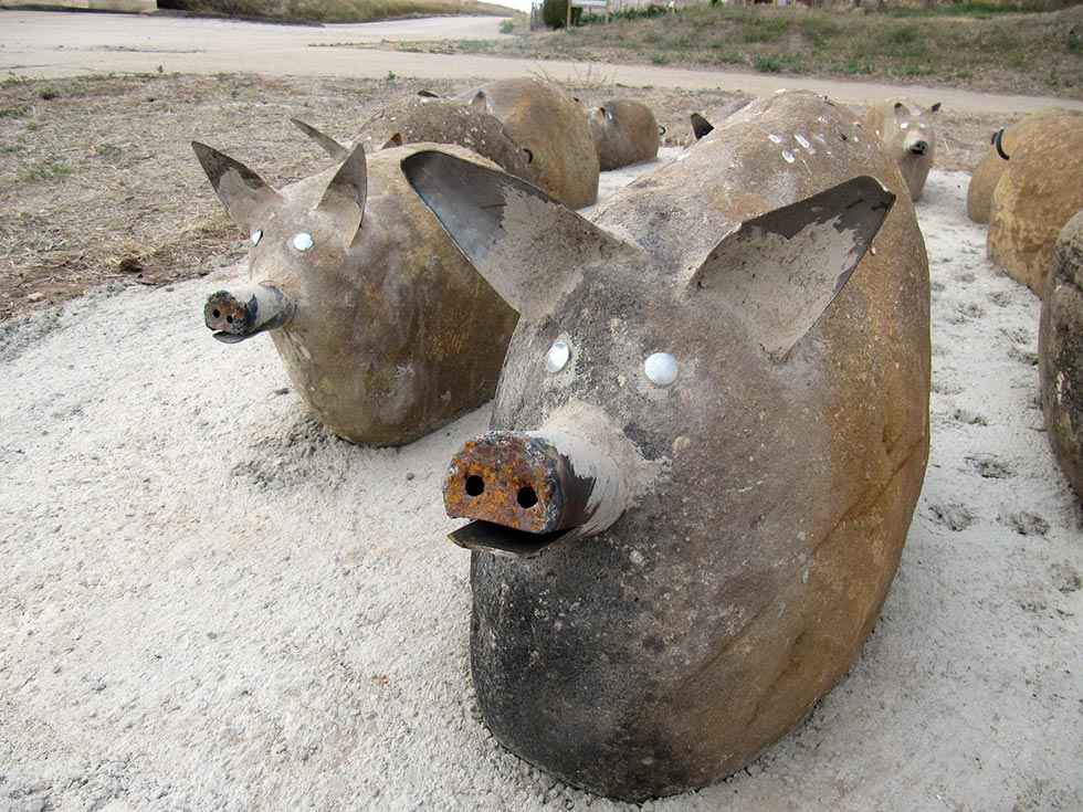 Almarail culmina su rincón de homenaje al cerdo Almarail culmina su rincón de homenaje al cerdo