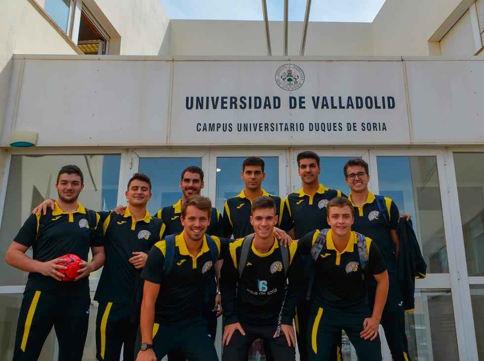 Convenio entre la UVa y el C.B. Soria para promover la práctica deportiva Convenio entre la UVa y el C.B. Soria para promover la práctica deportiva