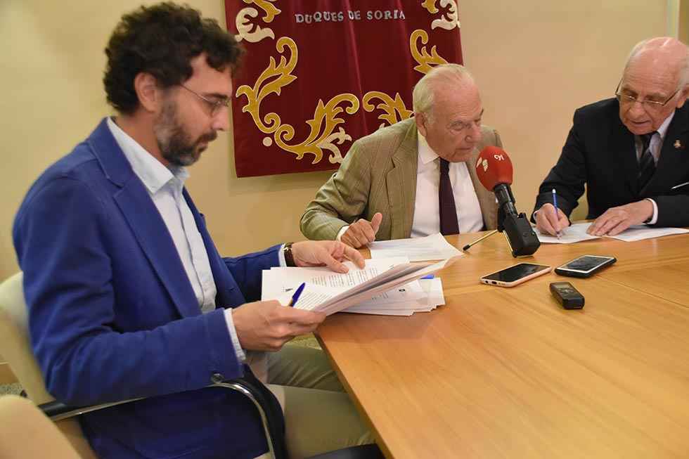 El Observatorio Permanente del Hispanismo ya tiene comité científico El Observatorio Permanente del Hispanismo ya tiene comité científico