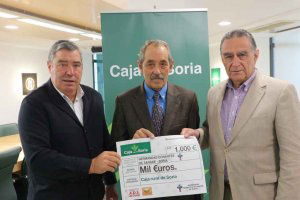 Caja Rural entrega recaudación de caldereta solidaria Caja Rural entrega recaudación de caldereta solidaria