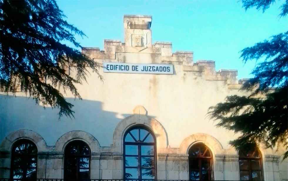 Contrato formalizado para rehabilitar el edificio de los juzgados Contrato formalizado para rehabilitar el edificio de los juzgados