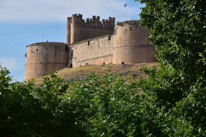 La torre del homenaje del castillo pudo tener tejado