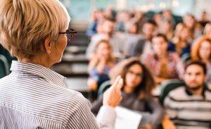 CSIF exige los complementos retributivos de los profesores universitarios