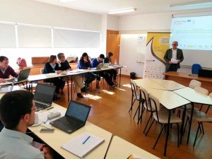 Cesefor presenta sus trabajos sobre resina en Lisboa