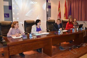 Un aula móvil recorrerá la provincia concienciando sobre la igualdad Un aula móvil recorrerá la provincia concienciando sobre la igualdad