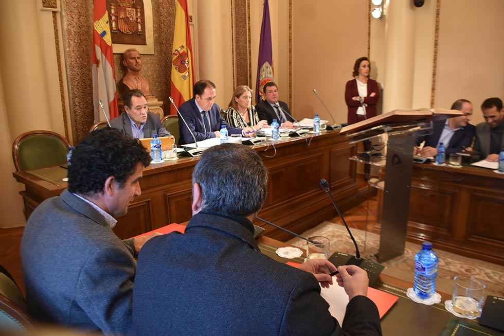 La moción de censura en la Diputación cuesta 100.000 euros La moción de censura en la Diputación cuesta 100.000 euros