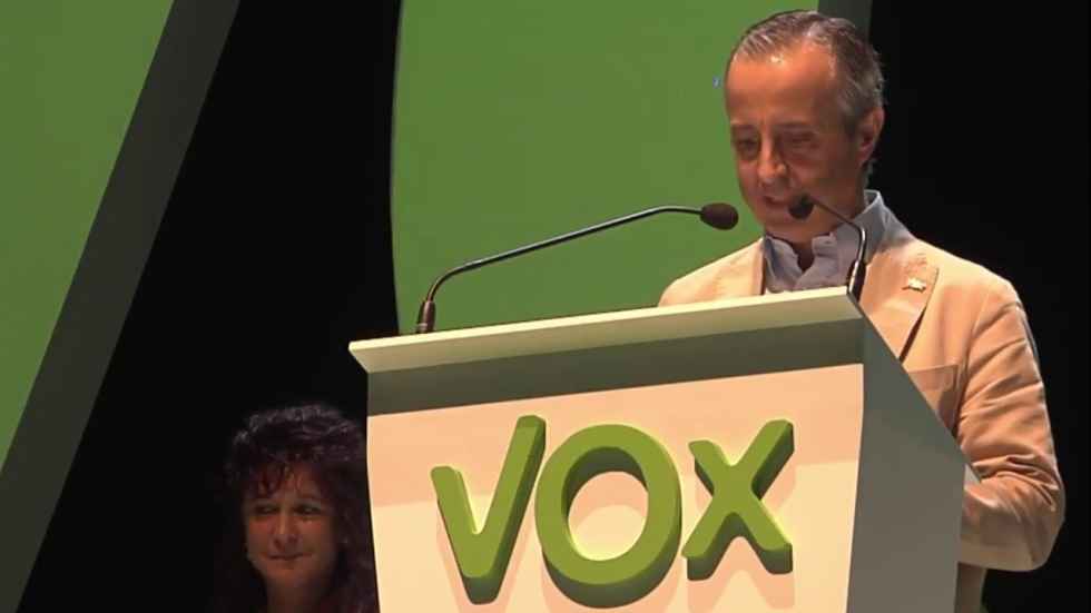 Sáez (Vox) e Izquierdo (PSOE), los diputados más influyentes en Twitter Sáez (Vox) e Izquierdo (PSOE), los diputados más influyentes en Twitter