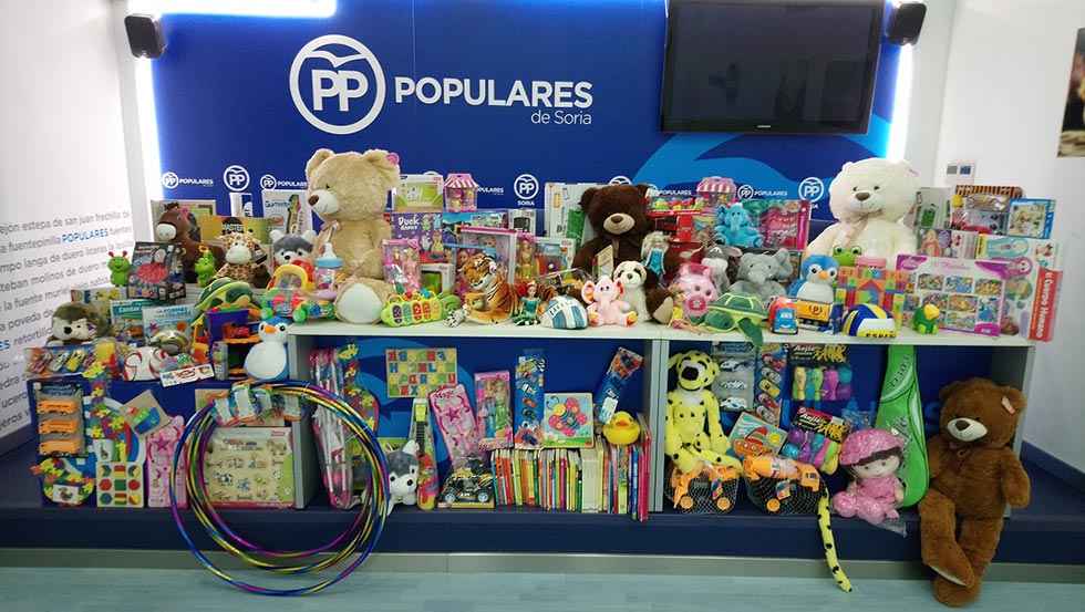 Nuevas Generaciones recoge juguetes solidarios en Navidad Nuevas Generaciones recoge juguetes solidarios en Navidad