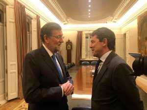 Mañueco asiste a la presentación del libro de Rajoy