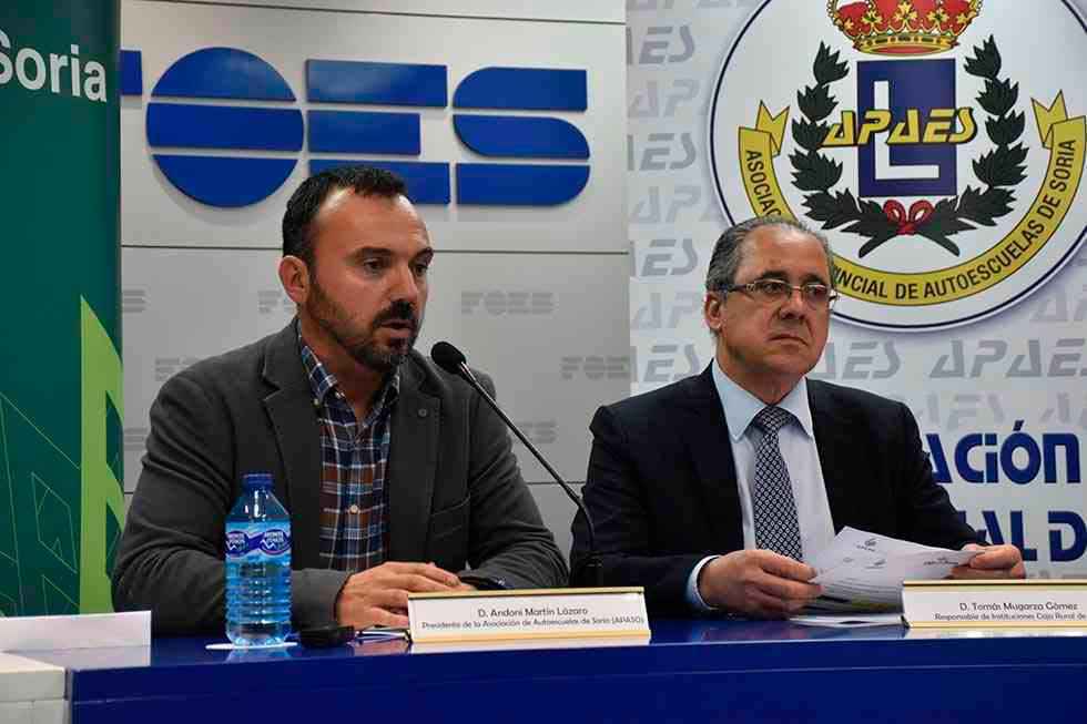 Andoni martín, secretario general de Confederación Nacional de Autoescuelas Andoni martín, secretario general de Confederación Nacional de Autoescuelas