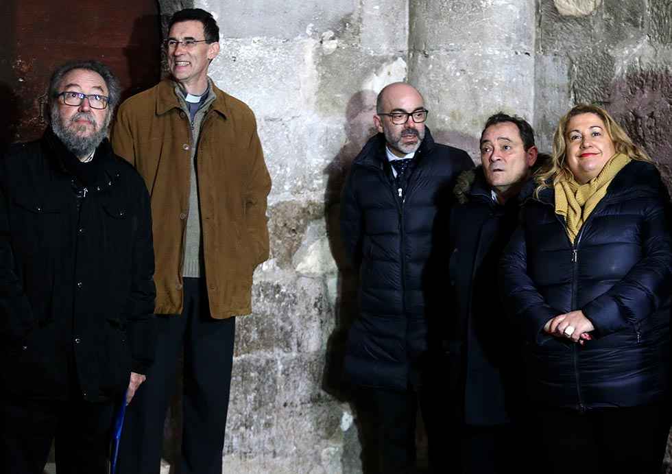 El consejero de Cultura compromete apoyo para colegiata El consejero de Cultura compromete apoyo para colegiata