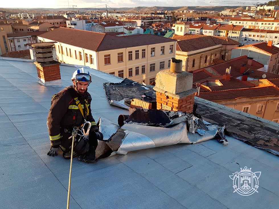 Más de 700 avisos por rachas fuertes de viento Más de 700 avisos por rachas fuertes de viento