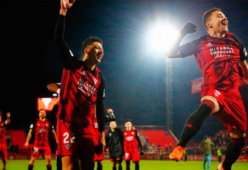 El Mirandés vuelve a hacer historia en la Copa El Mirandés vuelve a hacer historia en la Copa