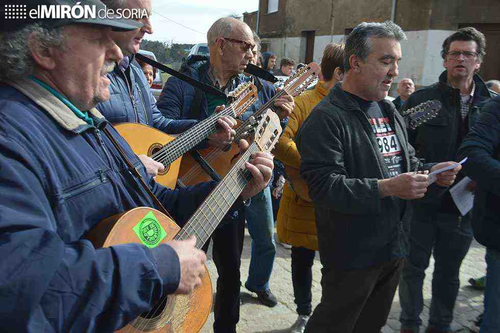 Duruelo de la Sierra ronda el martes de carnaval