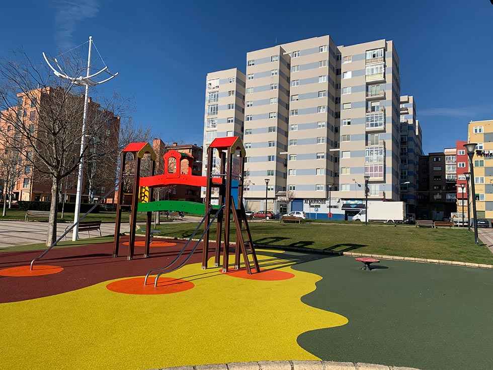 El Ayuntamiento destina 100.000 euros a renovar zonas de ocio El Ayuntamiento destina 100.000 euros a renovar zonas de ocio