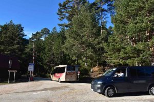 La Junta licita gestión del aparcamiento de la Laguna Negra