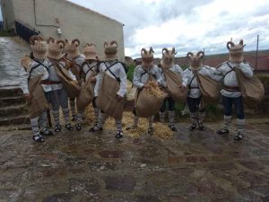 Borobia: carnaval de zarrones y quintos