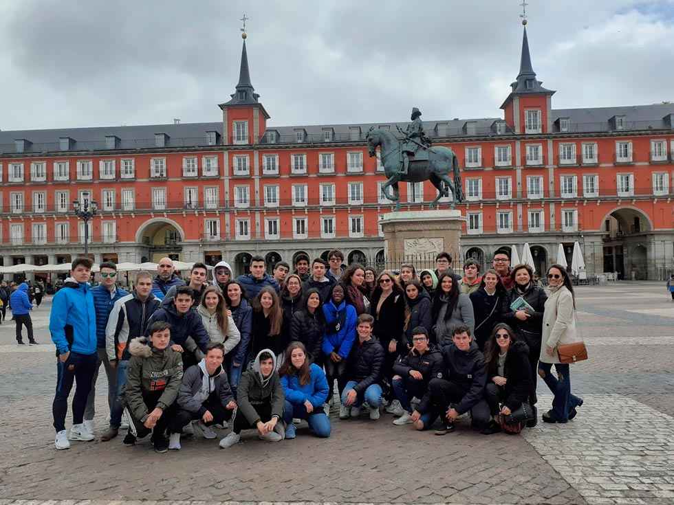 Los Escolapios tiene abierta inscripción para bachillerato Los Escolapios tiene abierta inscripción para bachillerato