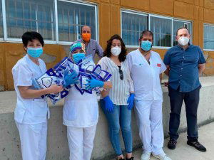 Seis AMPAs donan mascarillas al hospital