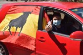 Vox congrega un centenar de coches en manifestación