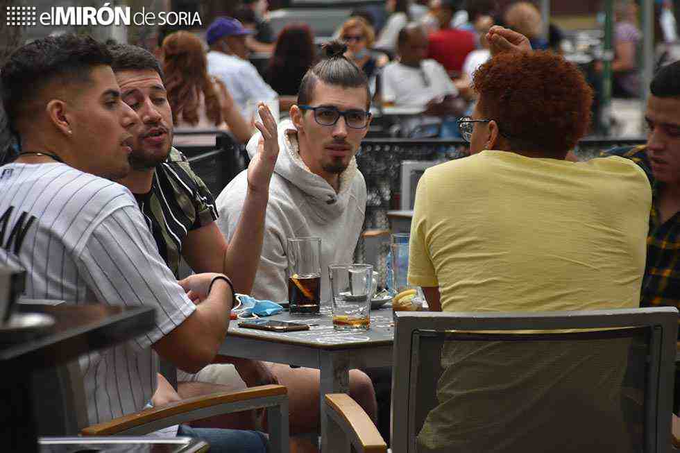 Casado pide colaboración a los alcaldes para avanzar en desescalada