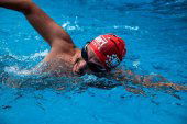 30 horas a nado en piscina, con fin solidario 30 horas a nado en piscina, con fin solidario