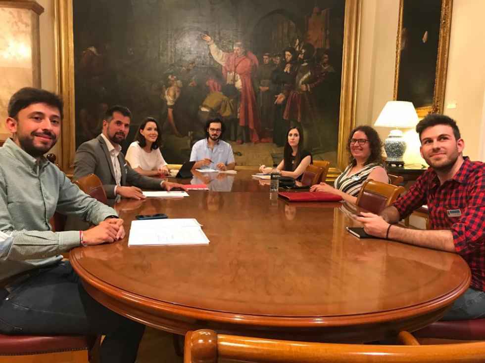 Presentado al PSOE informe sobre despoblación