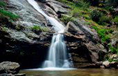 Heridas dos personas al caer en cascada de Navafría