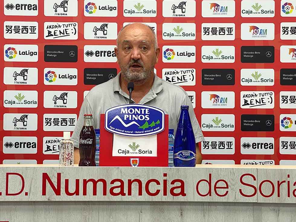 "Manix" Mandiola, nuevo entrenador del Numancia "Manix" Mandiola, nuevo entrenador del Numancia