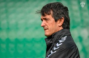 El Elche anuncia que Pacheta no seguirá como entrenador