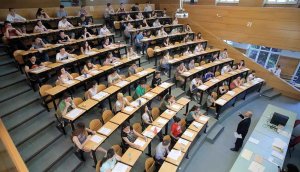CSIF pide revisar protocolos para universidades
