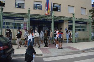 FSP-UGT considera "prematura" vuelta a las aulas 