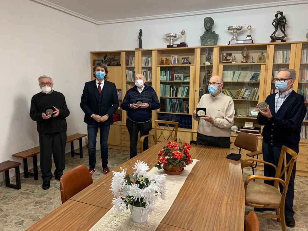 Soria despide a los padres franciscanos